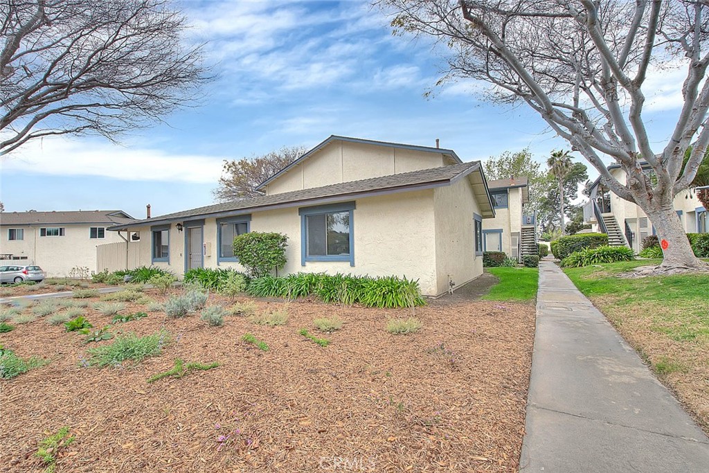 3421 Del Este Way