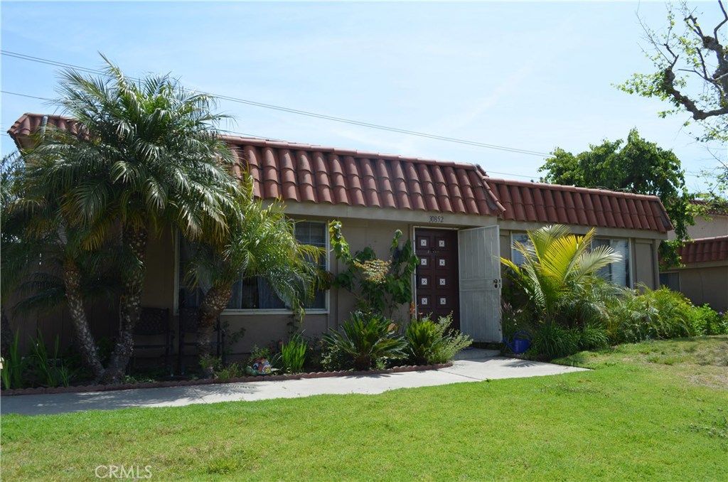 listing image 130720442665199884016