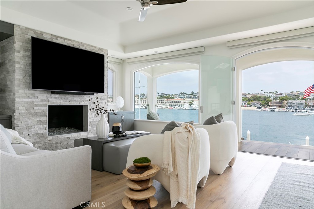 Lido Island (LIDO) - Residential