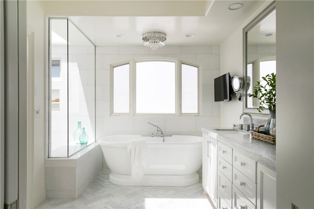 Lido Island (LIDO) - Residential