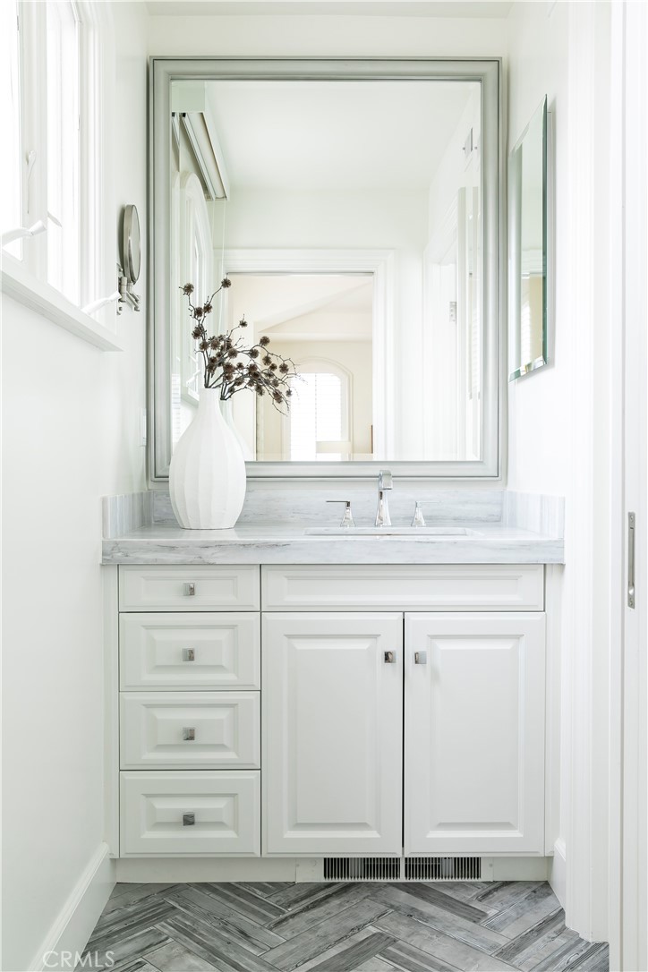 Lido Island (LIDO) - Residential