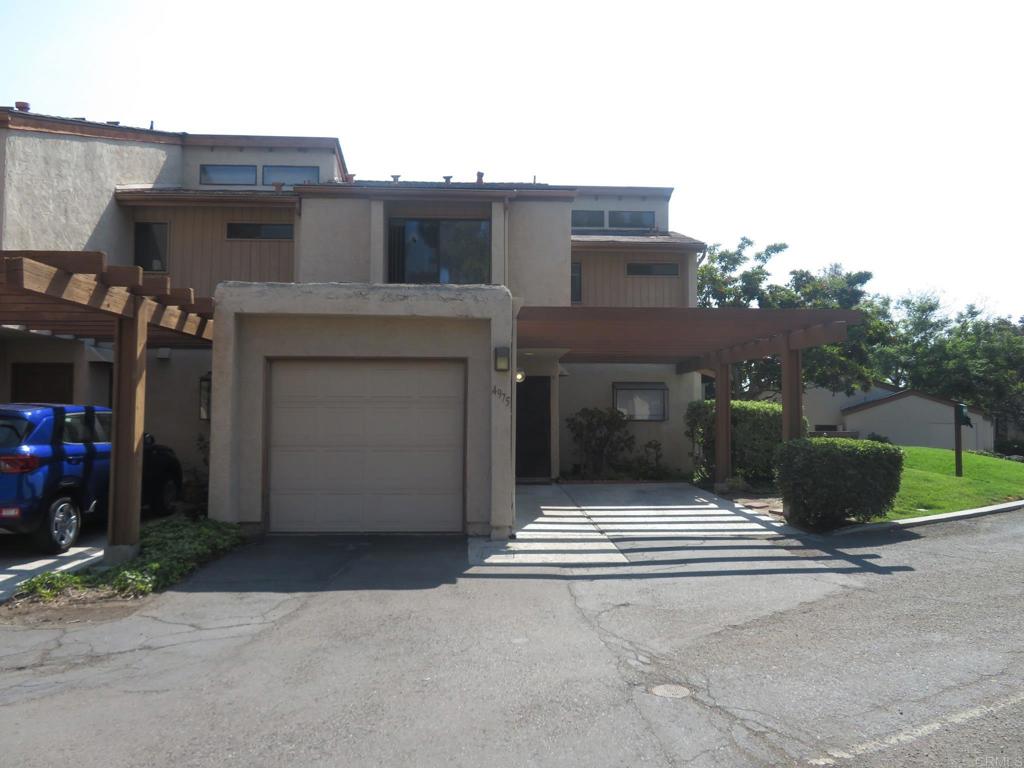 4975 Camino David