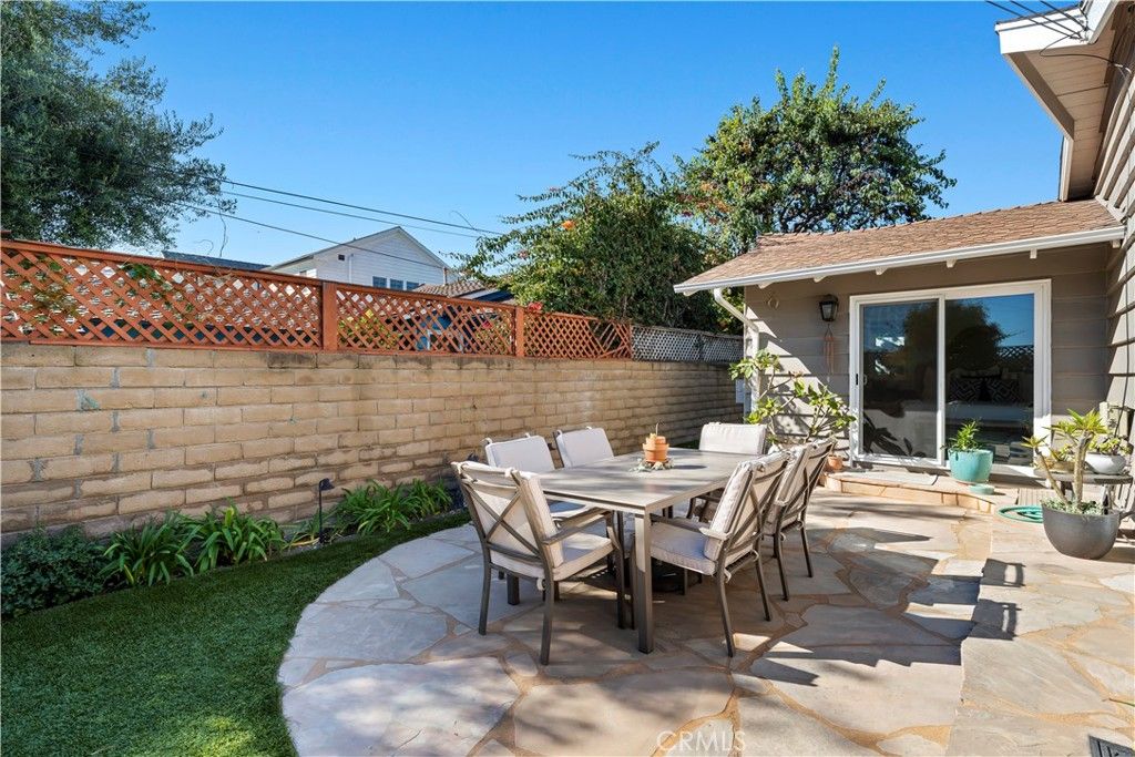 listing image 130724216453753022791