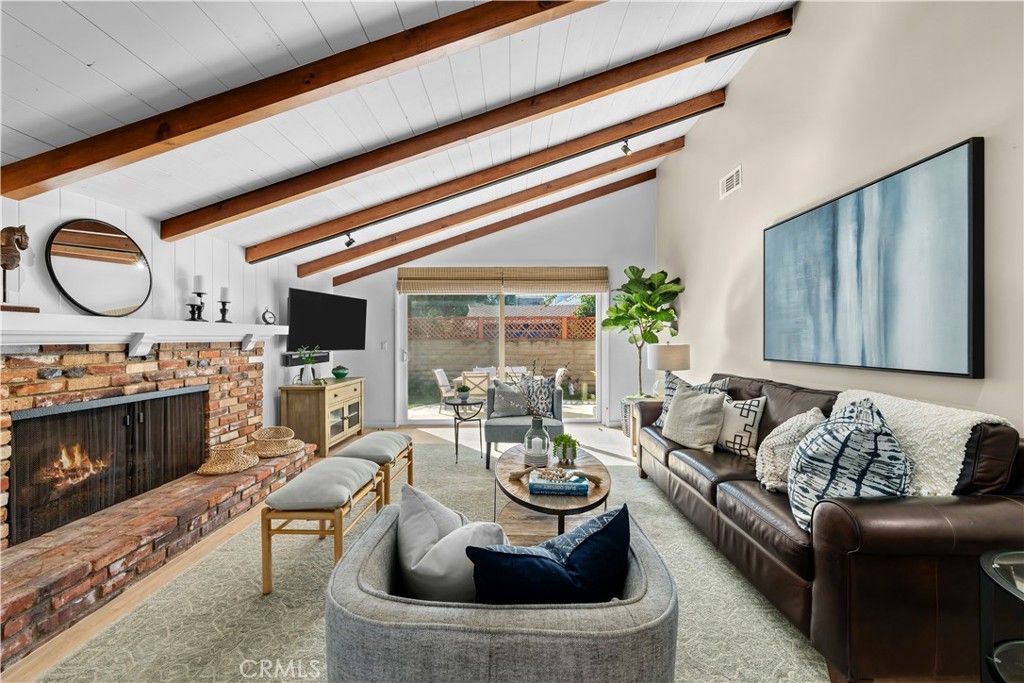 listing image 130720883692874259804