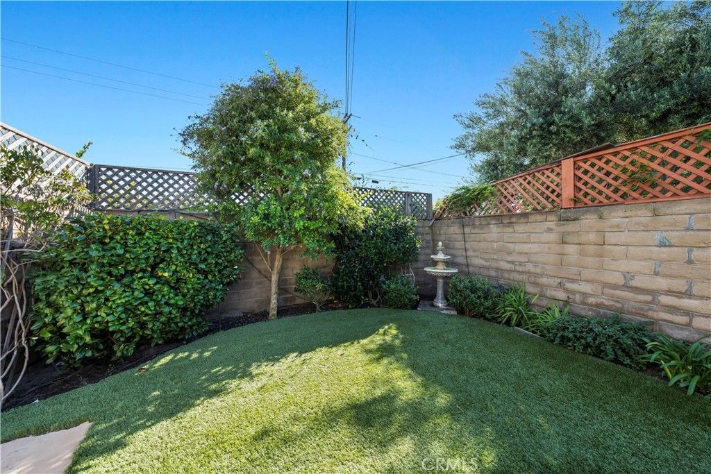 listing image 130727522762082907796