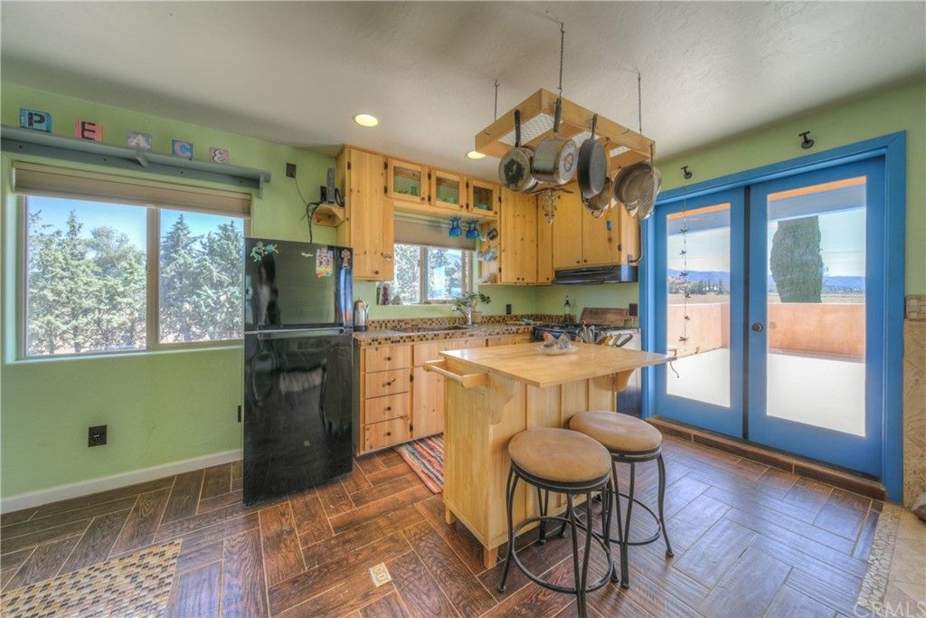 listing image 130725881614120057796