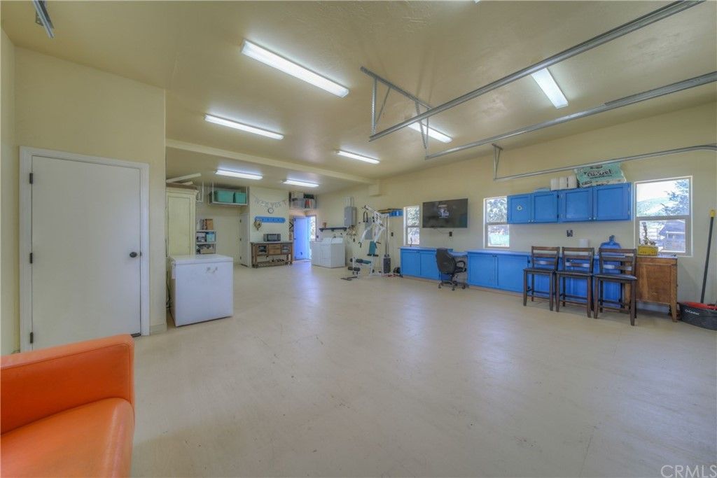 listing image 130728555705888620270