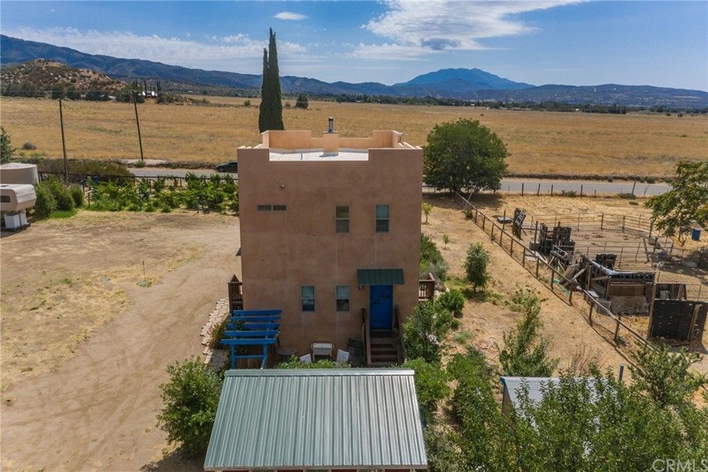 listing image 130728923752845105405