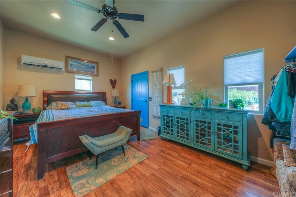 listing image 130729973366013975943