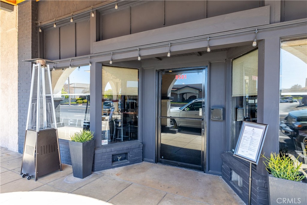 8501 El Camino Real