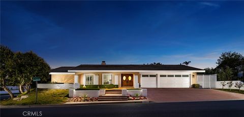 A home in North Tustin