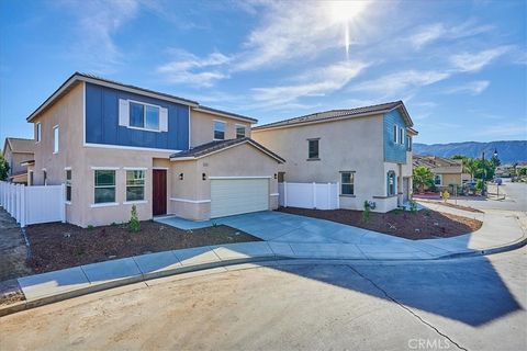 A home in Lake Elsinore