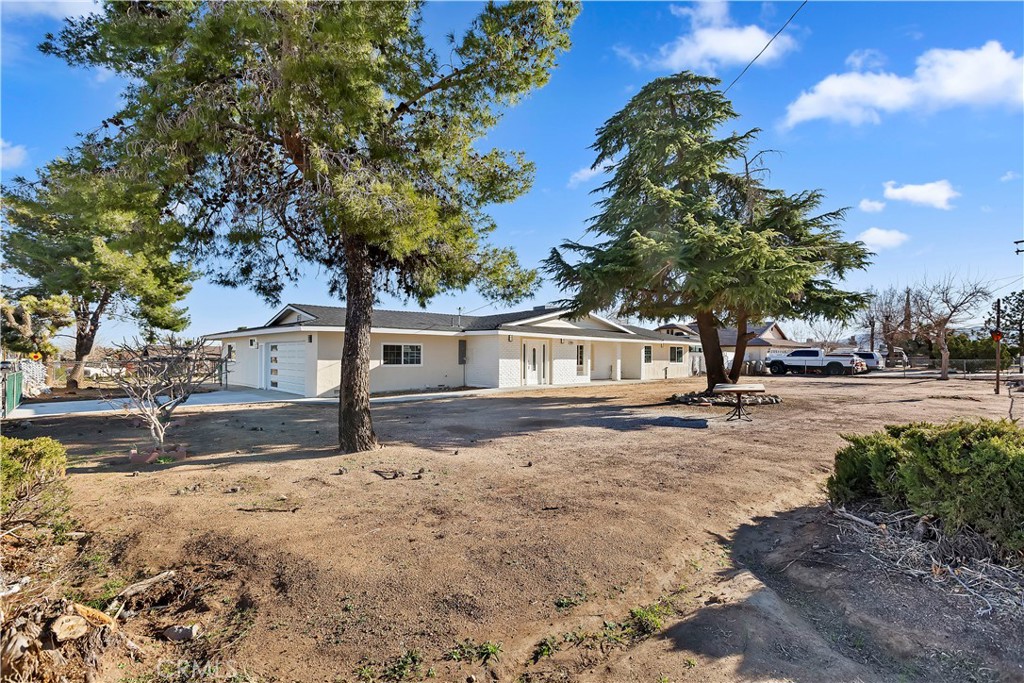 16628 Elm Street