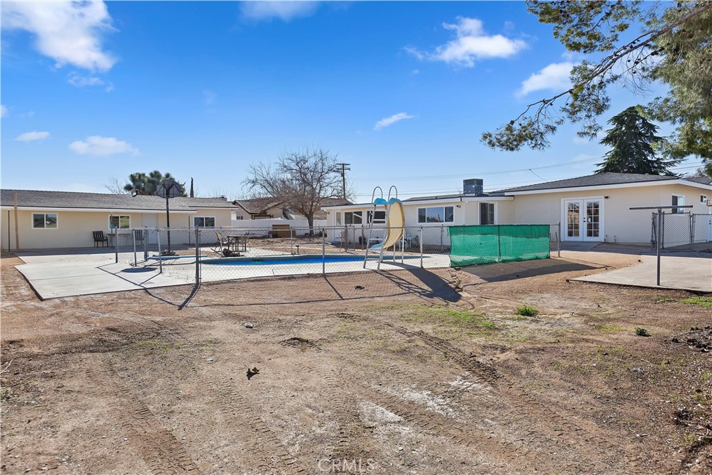 16628 Elm Street