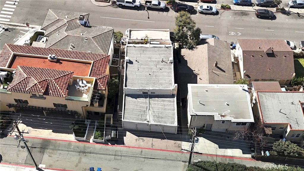 1912 Hermosa Avenue