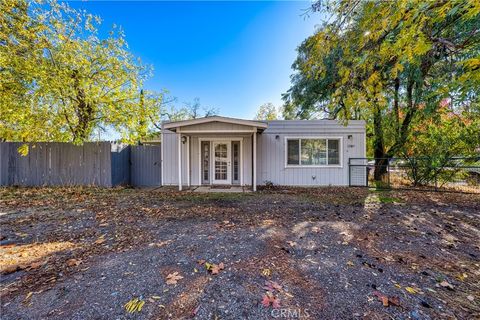 A home in Clearlake Oaks