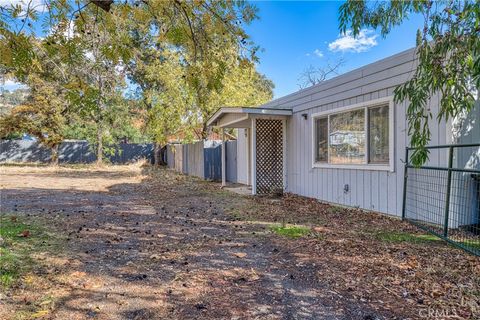 A home in Clearlake Oaks