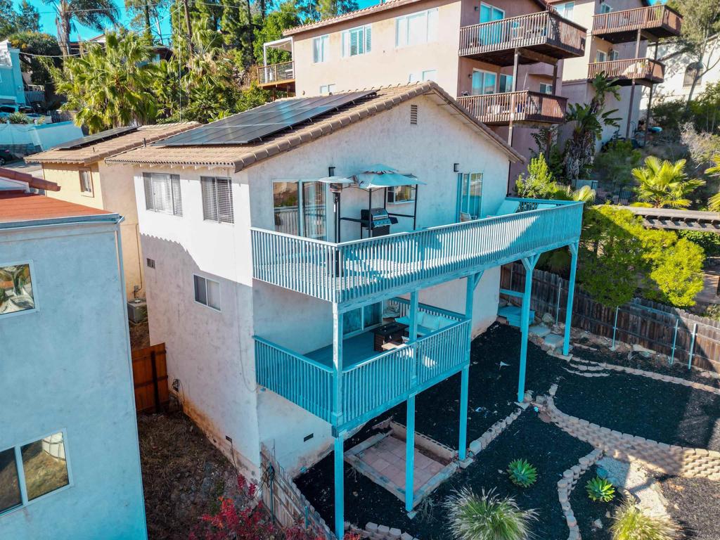 1649 La Presa Avenue