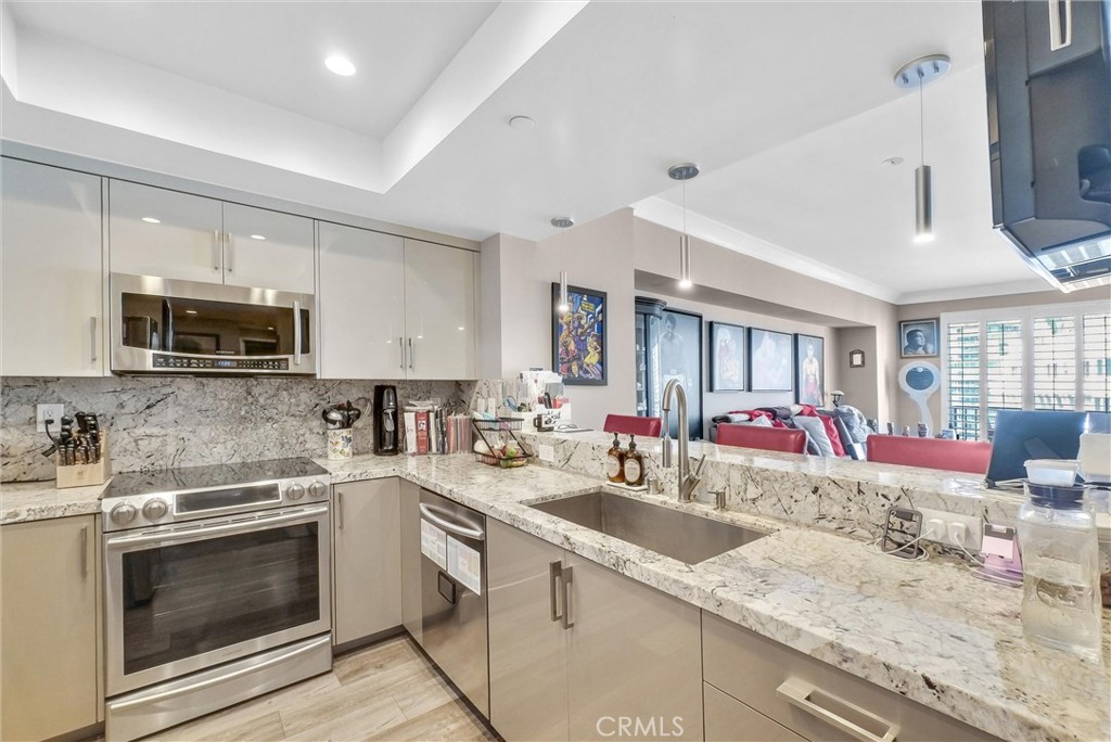 850 E Ocean Boulevard 1506