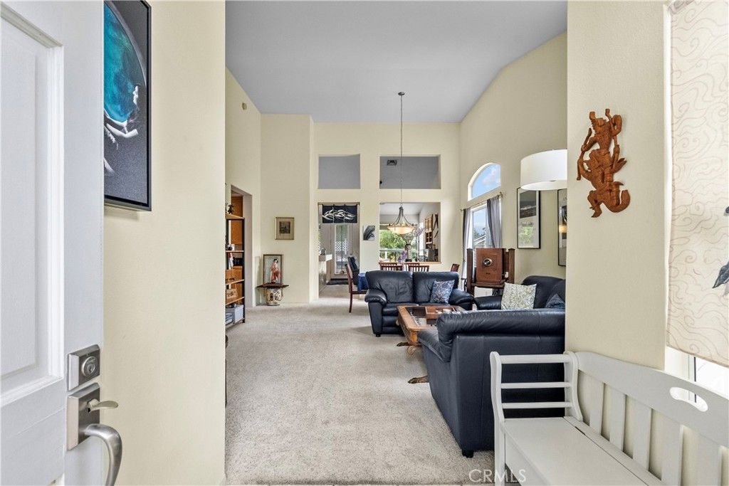 listing image 130728337115482325139