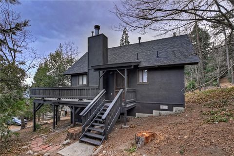 A home in Cedarpines Park