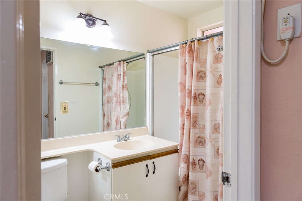 Photo 7 of 28 of 147 W Acacia Avenue 142 townhome