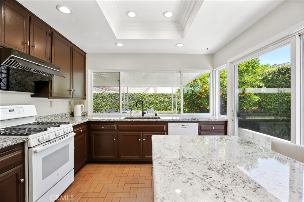 ,Brea Glenbrook - Residential