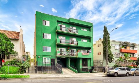 Photo of 316 S New Hampshire Avenue #302, Los Angeles, CA 90020 (MLS # SR25070189)