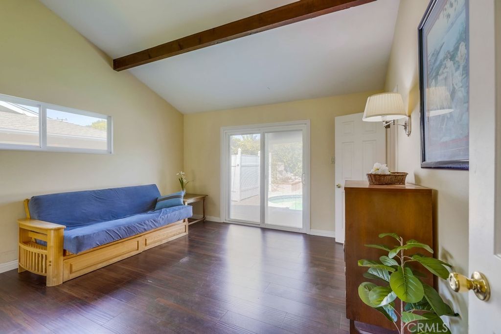 listing image 130728914412624925891