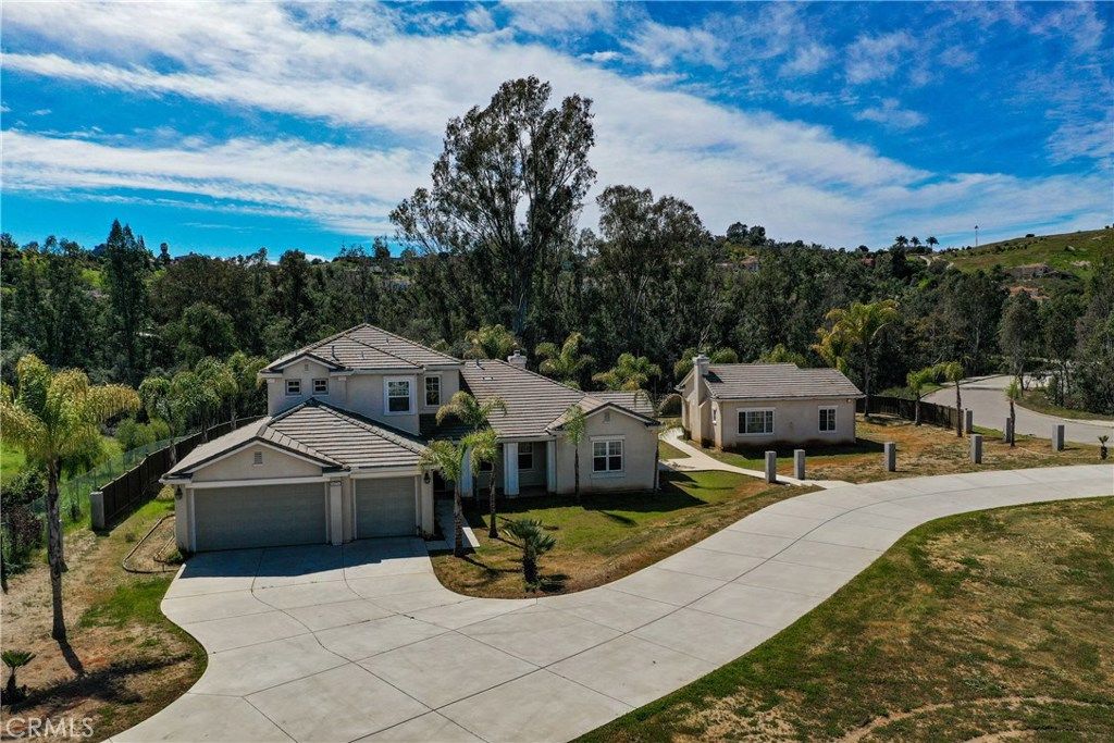 listing image 130728388376646471644