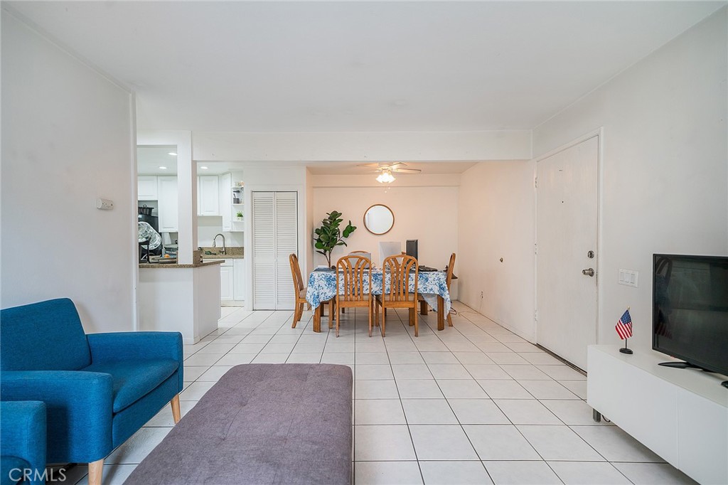 Cinnamon Tree Condominiums (CNTC) - Residential