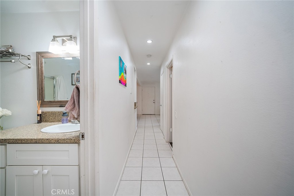 Cinnamon Tree Condominiums (CNTC) - Residential