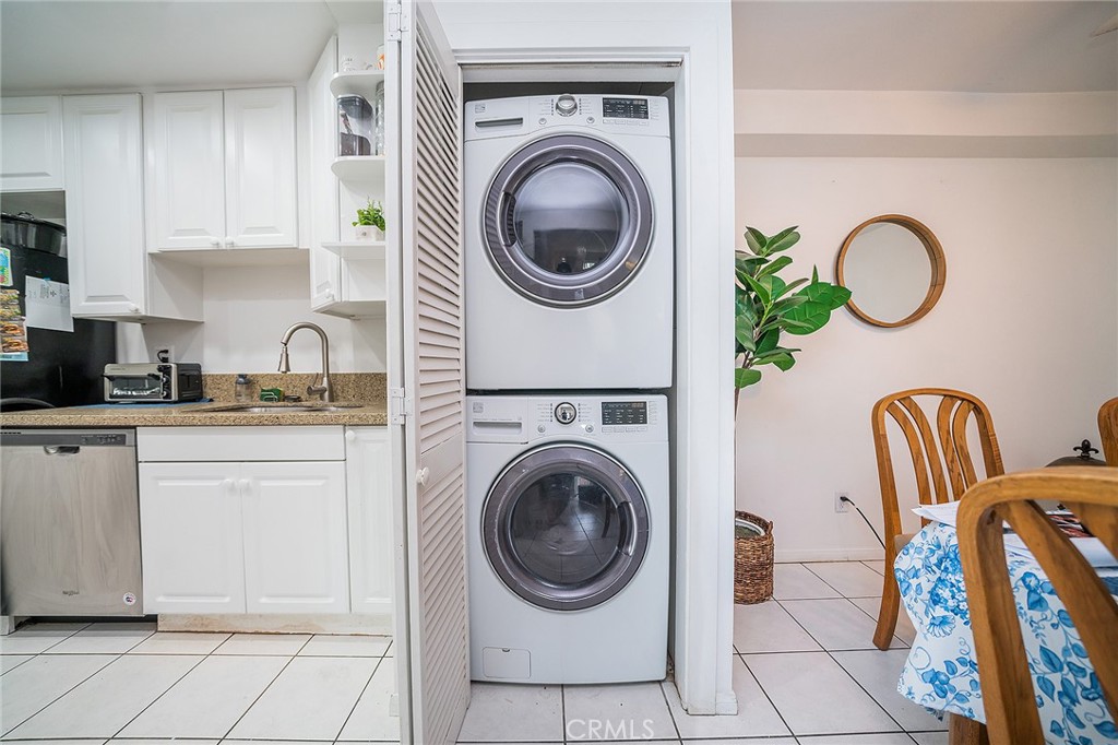 Cinnamon Tree Condominiums (CNTC) - Residential