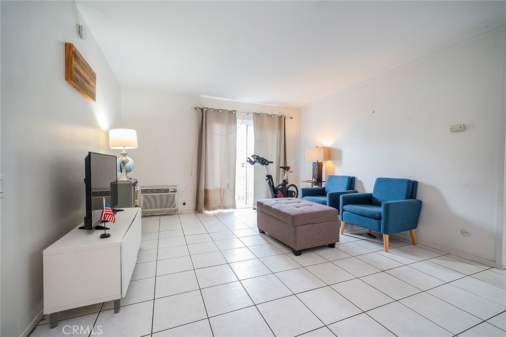 Cinnamon Tree Condominiums (CNTC) - Residential