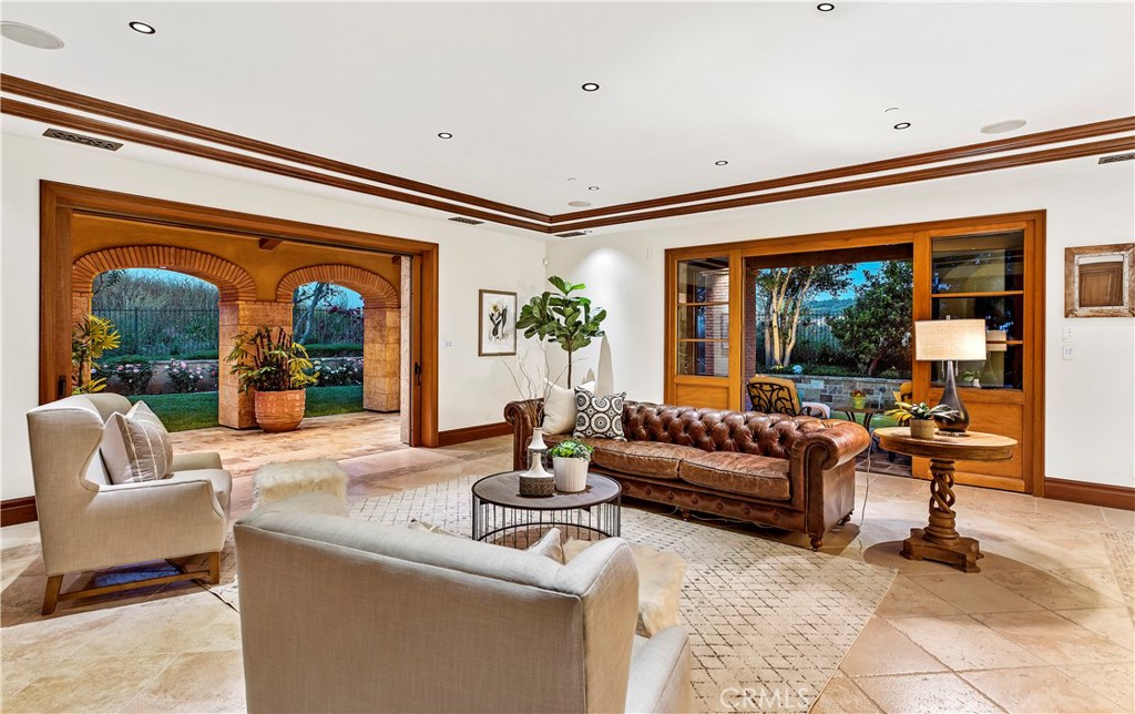 Shady Canyon Custom (SHDC) - Residential