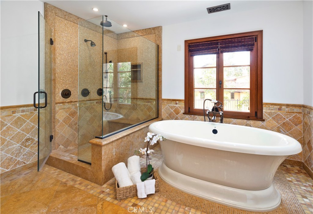 Shady Canyon Custom (SHDC) - Residential