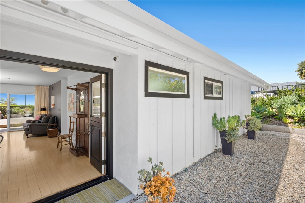 2909 Alta Laguna