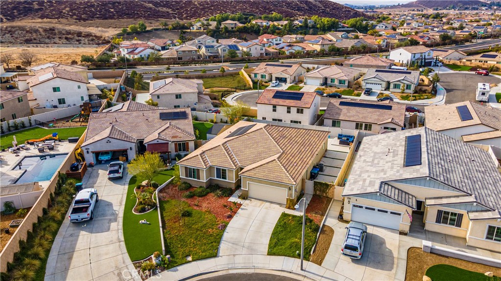 33042 Mourvedre Court