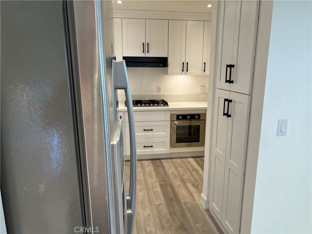 Photo 2 of 6 of 10500 Sunland Boulevard 4 townhome