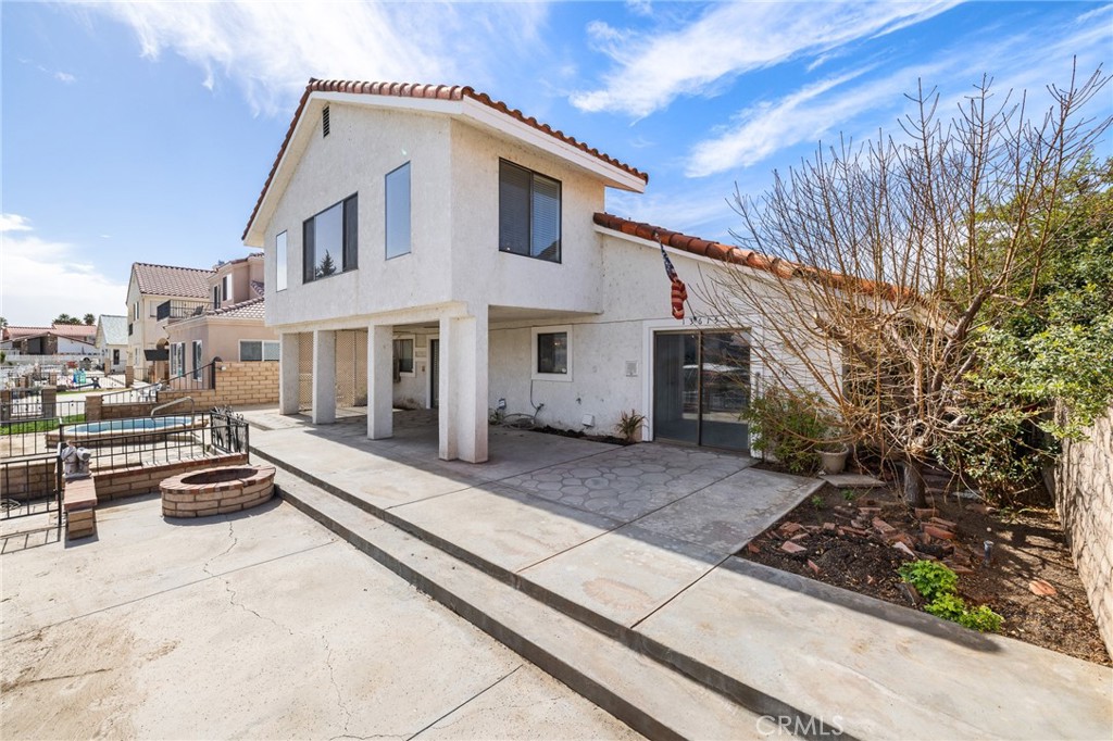 13615 Spring Valley Pkwy