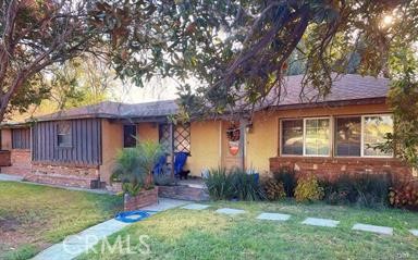 11262 Sierra Avenue