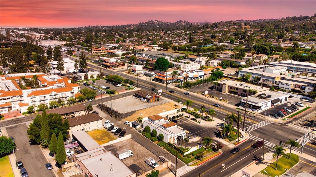 150 W Whittier Boulevard