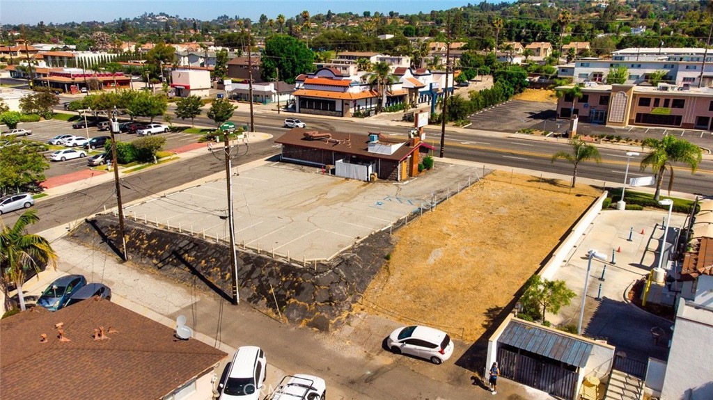 150 W Whittier Boulevard