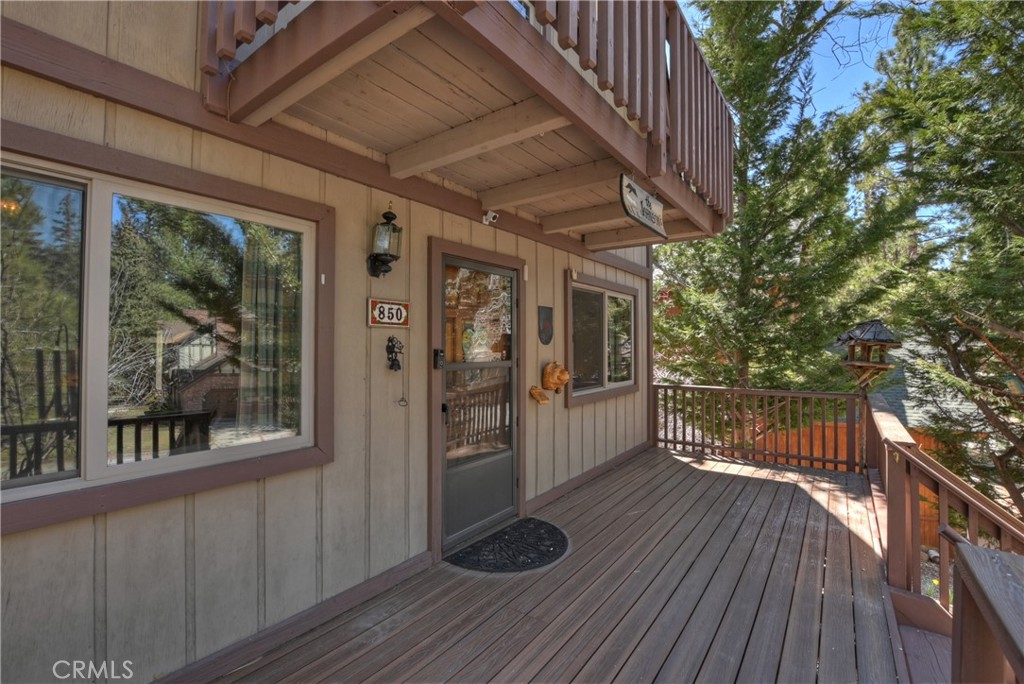 850 Alpenweg Drive
