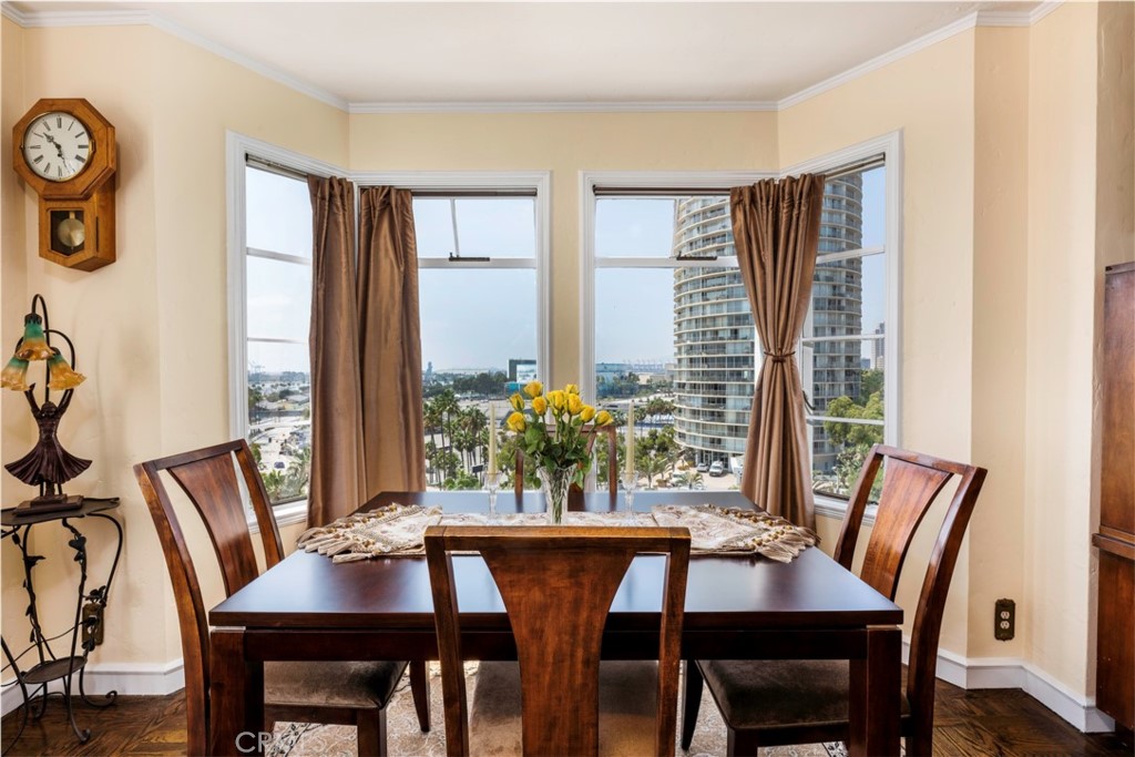 Villa Riviera (VLR) - Residential