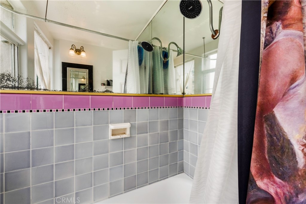 Villa Riviera (VLR) - Residential