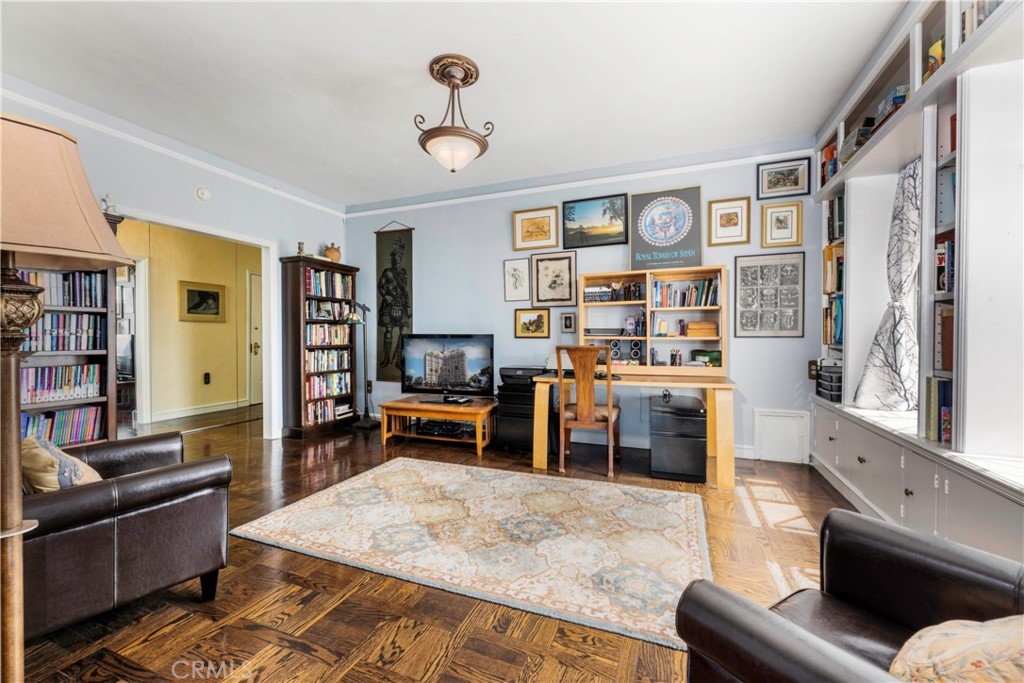 Villa Riviera (VLR) - Residential