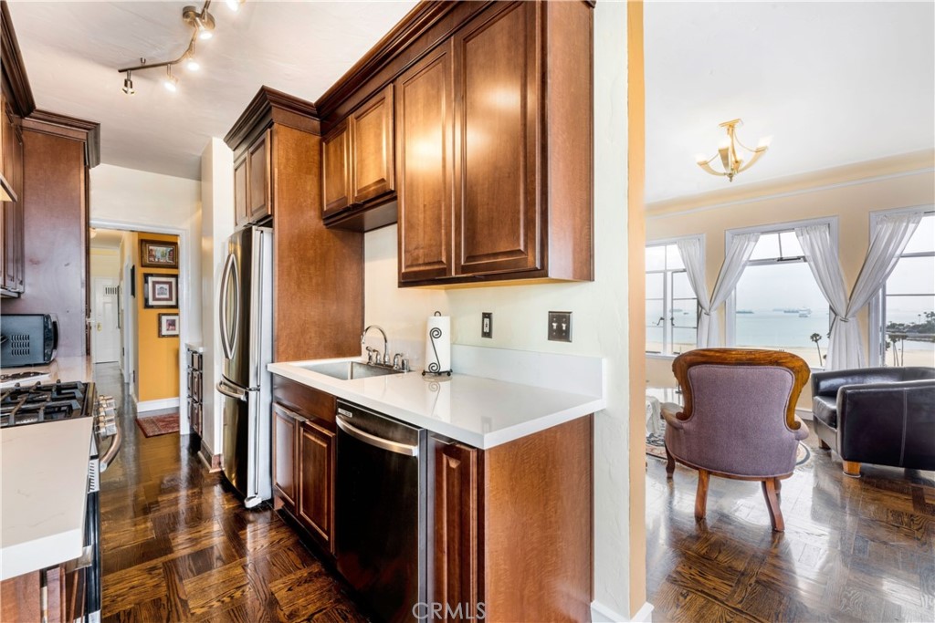 Villa Riviera (VLR) - Residential