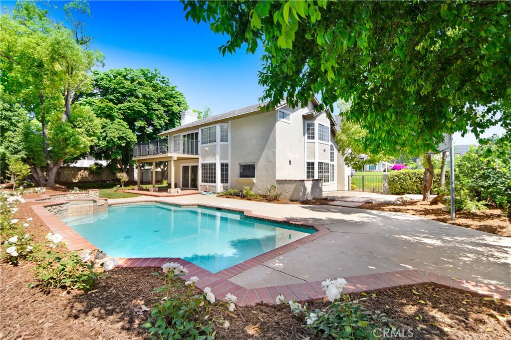 12921 Arapaho Road