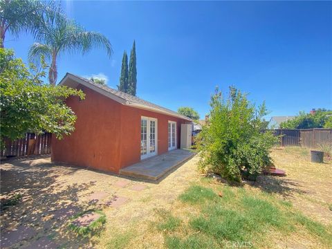 A home in Reseda